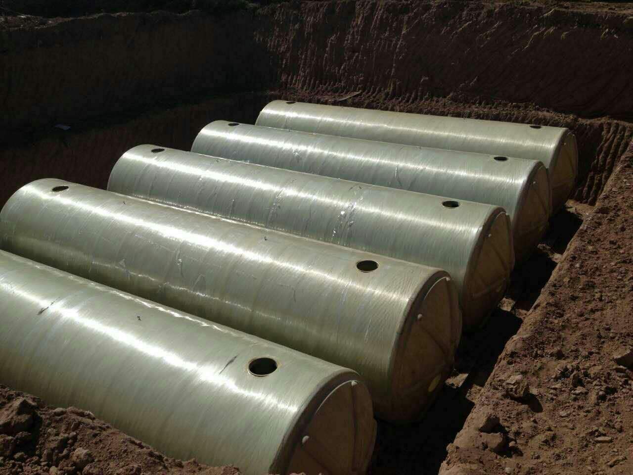 玻璃鋼環(huán)?；S池-材質(zhì)環(huán)保-不會對周圍環(huán)境造成污染